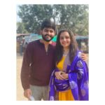Sonia Singh Instagram - Me and myself 💛 @sidhu_pavan