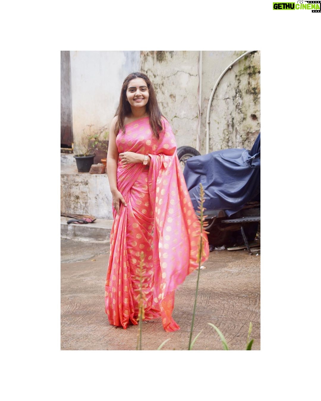 Sonia Singh Instagram - Eagerly waiting for the episode 10 right?? Myself too😍 Meanwhile watch all the 9 episodes of Anasuya Ramalingam ♥️ on YouTube Vayyari Bhama (channel) Ep 10 coming soon!!