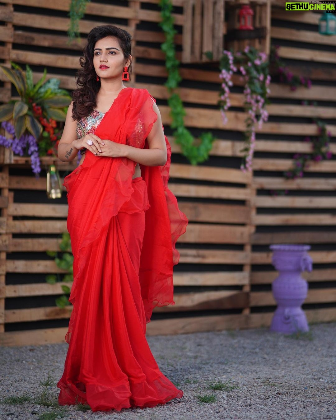 Sonia Singh Instagram - Designer : @navya.marouthu Makeup: @panduchalapati 📸 : @speqtastudios