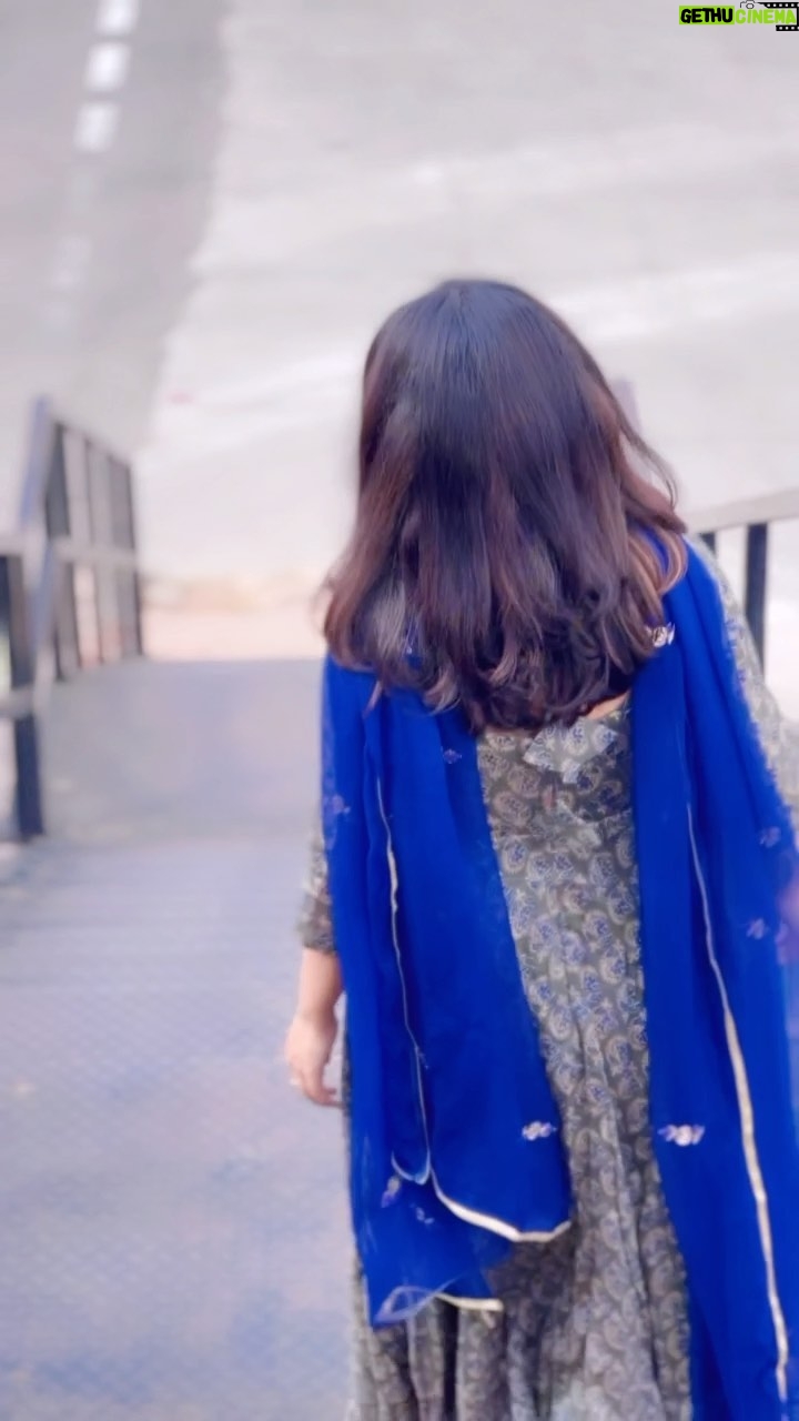 Sonia Singh Instagram - 💙💙💙💙💙💙 . @elegant_threads_by_salma . 🖼️ @soniya_singh31 💕 . #elegantthreads#salmaazad#newcollection#worldwideshipping#soniasingh