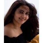 Sonia Singh Instagram - Awaking the soul with the cool breeze🖤 P.C - @_surya_teja_9 ❤️ #soniyasingh