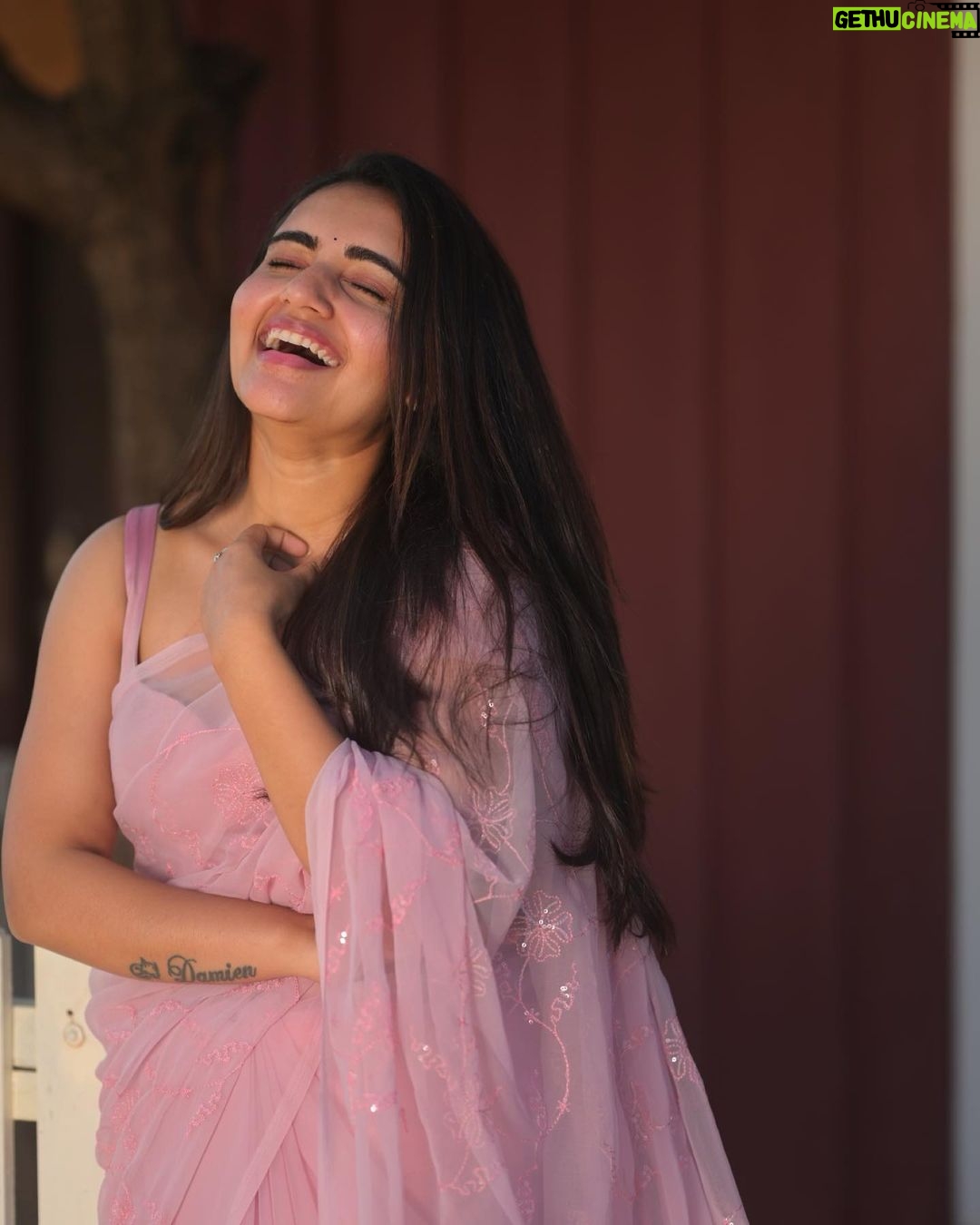 Sonia Singh - 69.5K Likes - Just some laughs