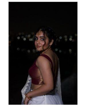 Sonia Singh Instagram - Love you guys❤️🕊️

#soniyasingh