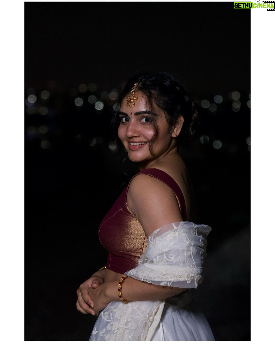 Sonia Singh - 79.1K Likes - Love you guys❤️🕊️
#soniyasingh