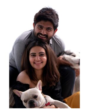 Sonia Singh Instagram - The Happy Family ❤️

Thanks ra tammudu @_surya_teja_9 the picture i could ever ask for❤️