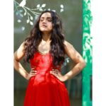 Sonia Singh Instagram - Giving ❤️ to myself 🙈 Wearing: @elegant_threads_by_salma Makeup: @poorna_mua_aesthetic 📸: @busyshutterbugs