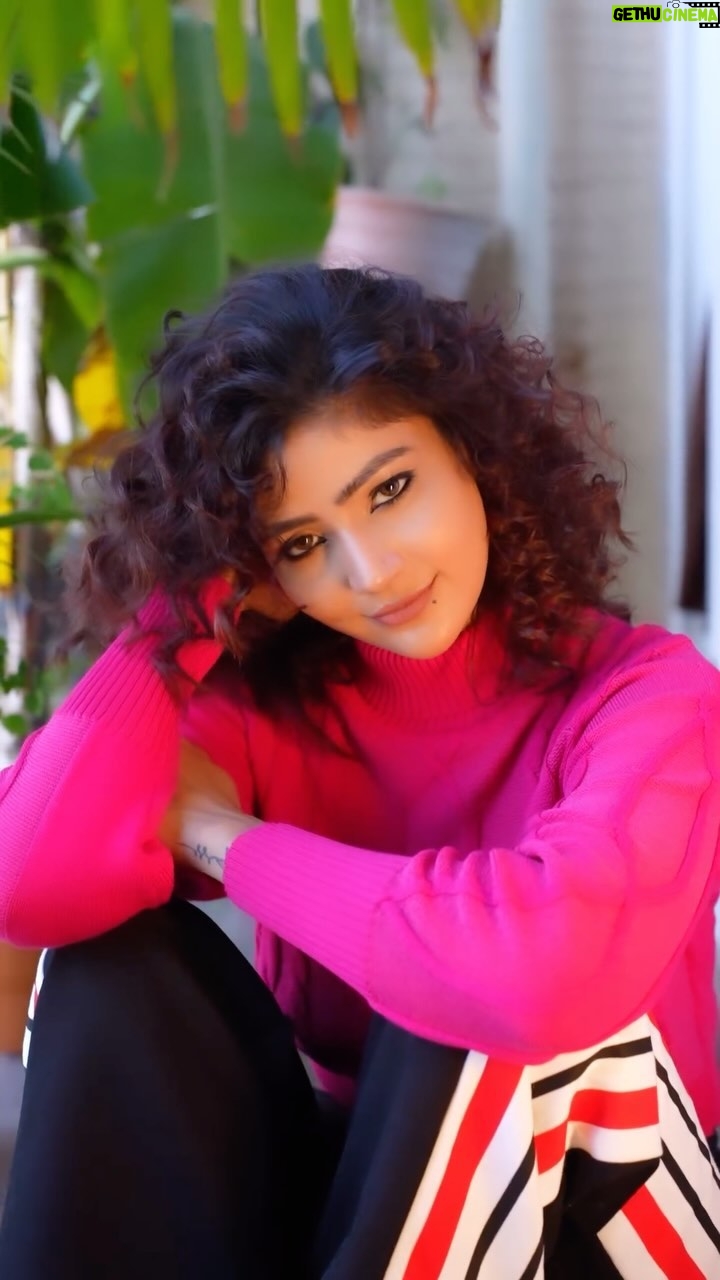 Soniya Bansal Instagram - You can't go back and change the beginning, but you can start where you are and change the ending.