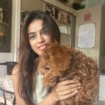 Sonyaa Ayodhya Instagram - You glow differently when you are loved well .. ✨ fluff @sonyakabetacharles eyelash partner @flibbertigibbetbeautty #dogs #ig #love #photos #memories #likes #mood #browns