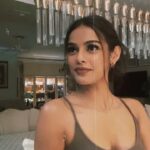 Sonyaa Ayodhya Instagram – Bas yuhiiiiii 😘 #reels #love #jubilee #dramaaaa #drama #drama