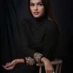 Sonyaa Ayodhya Instagram – This song though 🥹 #Love 
Photo @bbhupi25 
Eyelashes @flibbertigibbetbeautty 
Style : Boo Boo 
.
.
.
.
#love #likes #mood #beauty #eyes #mua #lookbook #shoot #photoshoots #actor
