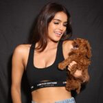 Sonyaa Ayodhya Instagram - When he gets your jokes 🐶😂 Photo @bbhupi25 Pup @sonyakabetacharles Eyelas style : boo boo @flibbertigibbetbeautty . . . #charles #jokes #ig #love #likes #beauty #beautytips #lashes #bestie
