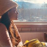 Sonyaa Ayodhya Instagram – ‘Khoya khoya Chand’ ka dusra name ‘Sonya’ hai. 🌝 #moonin12thhouse #moon #selenophile Gulmarg, Kashmir