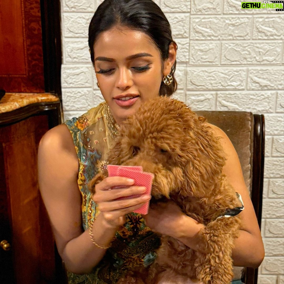 Sonyaa Ayodhya Instagram - @sonyakabetacharles won’t be allowed to play poker next time because third pic! 😂 #poker #diwali #games