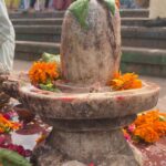 Sonyaa Ayodhya Instagram - Spotted this white marble ‘Shiv Ling’ at Ram Ghat, Ujjain this morning. Har Har Mahadev 🔱❤️ #TheBest #HarHarMahadev #purelove #justmeandmahadev