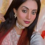 Sradha Panigrahi Instagram - Comment down your favourite pic 💗 . . @subhrajitmusic @kuldeep_pattanaik @amaramuzik . #sradhapanigrahi #sareelove #odiaactress
