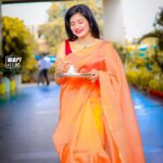 Sradha Panigrahi Instagram - Time to Go Desssiiiiii 🧡 💫 . 📸 - @wapi_films Jewelleries:- @hallmark_ornaments1 . #sradhapanigrahi #festive #festivewear #festiveseason #saree #sareelove #sareefashion #desi #desilook #odia #odisha