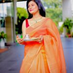 Sradha Panigrahi Instagram - Time to Go Desssiiiiii 🧡 💫 . 📸 - @wapi_films Jewelleries:- @hallmark_ornaments1 . #sradhapanigrahi #festive #festivewear #festiveseason #saree #sareelove #sareefashion #desi #desilook #odia #odisha