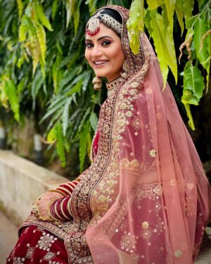 Sradha Panigrahi Instagram - Unhi ke liye ye Roop ye Shringar he♥️🤗 
.
Makeup & 📸 :- @chandan.patra43 
.
Watch“ Khusi_Ra_Chhunka“ 
Mon-Sat  at 9.00 pm on @zee_sarthaktv 
.
#sradha #sradhapanigrahi #bride #bridal #bridalmakeup #dulhan #khusi #khusirachhunka #love #indianbride