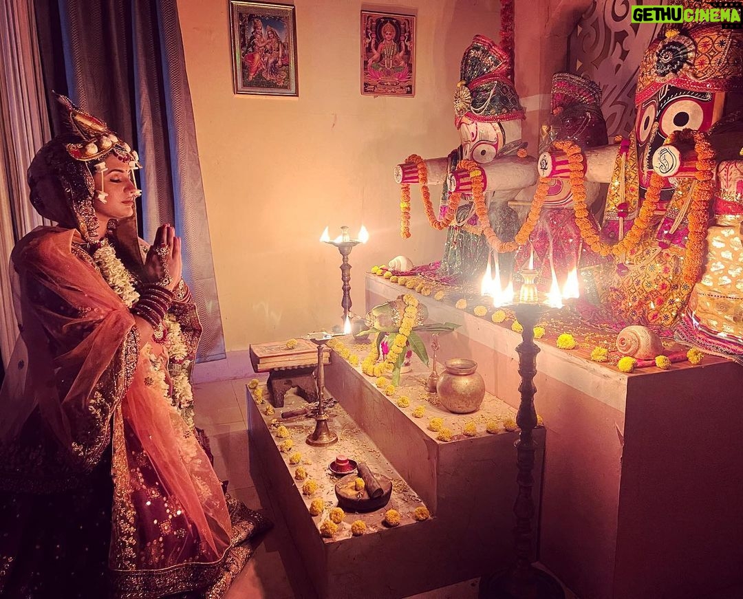 Sradha Panigrahi Instagram - ଦିଅଁ ସେ ଏକ ☝️ ରୂପ ତା ଅନେକ….. . #jagannath #krishna #janmashtami #sradhapanigrahi Bhubaneswar, India