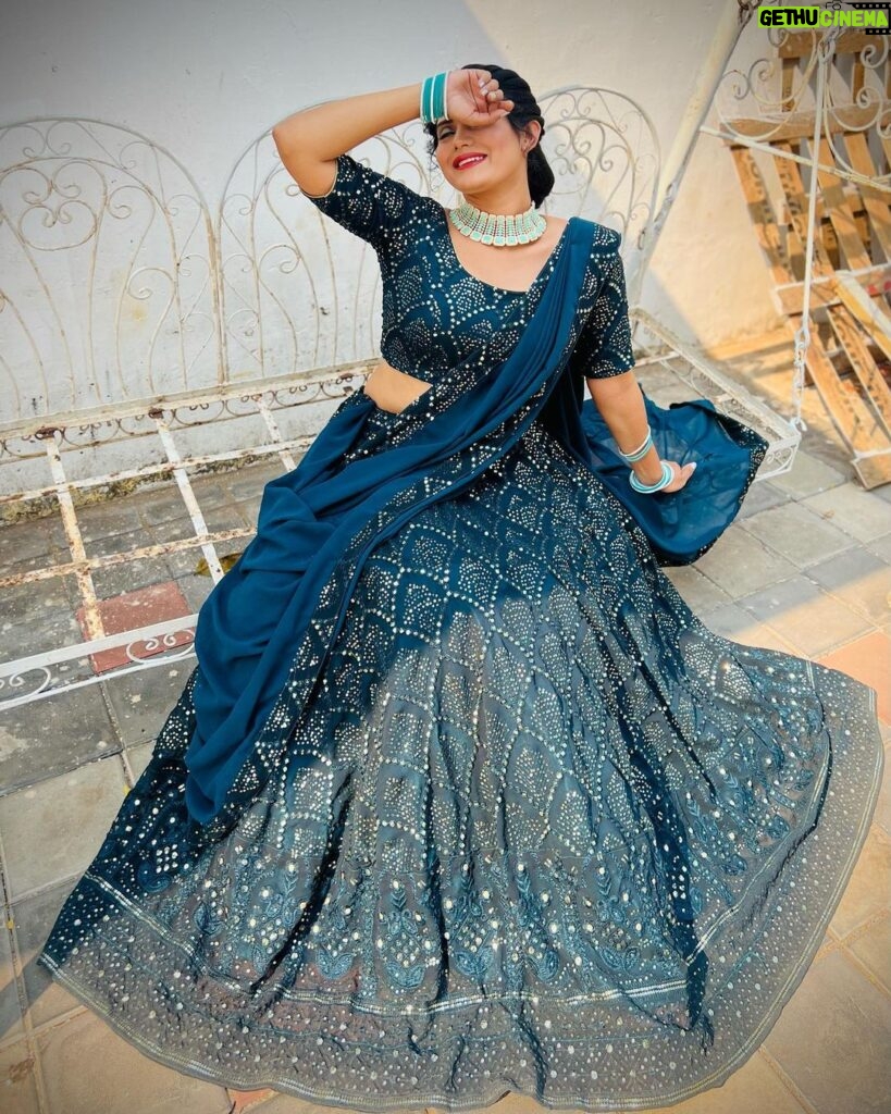 Sradha Panigrahi Instagram - No one meets you by accident. It’s always God’s plan . 🙏 . #sradha #sradhapanigrahi #khusi #khusirachhunka #odiaserial #ethnic #indian #pureindian #indianattire #fashion #fashionstyle