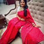 Sradha Panigrahi Instagram - ମନ ର କଥା ଓଠ ରେ କହିବା ସଂଳାପ ପରି ସହଜ ହୁଅନ୍ତା କି … . #sradha #sradhapanigrahi #saree #sareelove #sareefashion #odia #alata #odiasong