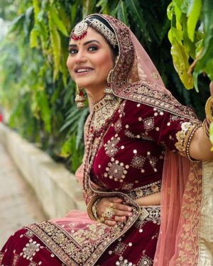 Sradha Panigrahi Instagram - Unhi ke liye ye Roop ye Shringar he♥️🤗 
.
Makeup & 📸 :- @chandan.patra43 
.
Watch“ Khusi_Ra_Chhunka“ 
Mon-Sat  at 9.00 pm on @zee_sarthaktv 
.
#sradha #sradhapanigrahi #bride #bridal #bridalmakeup #dulhan #khusi #khusirachhunka #love #indianbride