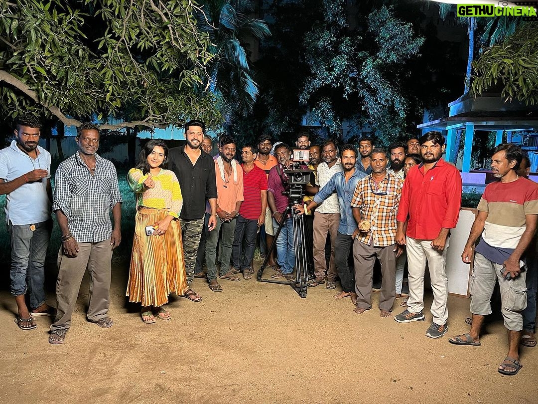 Sree Nithi Instagram - Felt so great and happy with team #deivamthandhapoove Thank you @zeetamizh for #vinay and thank you everyone who watched and supported #deivamthandhapoove πππ So much of fun with co actors and technicians @the_real_sreenithi @preetha_suresh21 @ajaibharat_offl @deepa15081990 @m.krish03 @sasha.safa77 @saathvik_dev β¨β¨π₯°π₯°π₯° Chennai, India