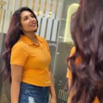Sree Nithi Instagram - When in Doubt , Go For a Haircolour @minibyzazzle 😻✨💯 They Never Fail to Surprise You . 🤌🏽 I Got My Scarlett Cherry 🍒 Red Colour . . Visit Mini By Zazzle Today 📍 . To book Your appointments call : 📍Anna Nagar : 9884690601 #scarletred #haircolour #hairinspo #red #hair #minibyzazzle #salon #trending #chennai Anna nagar