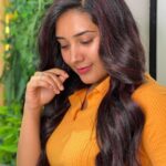 Sree Nithi Instagram - Change is Good , Especially when it comes to my Hair 🤌🏽✨❤️ 🍷 Scarlett Red Highlights is a Whole New Look 💯 Get your Service Done @minibyzazzle 😻🙈 . Visit Mini By Zazzle Today 📍 . To book Your appointments call : 📍Anna Nagar : 9884690601 #scarletred #haircolour #hairinspo #red #hair #minibyzazzle #salon #trending #chennai Anna Nagar, Tamil Nadu, India
