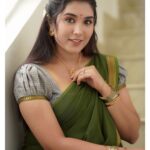 Sree Nithi Instagram - 🍃 Costumes - @ivalinmabia Photography - @camerasenthil Makeup - @jeevithamakeupartistry Shoot organised by @rrajeshananda 🍃 Chennai, India