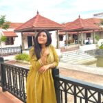 Sree Nithi Instagram - ✨கோடி வாசங்கள் என்னை தீண்டி போனாலும் உயிரை தீண்டாதோ உன் வாசம்✨ ✨Pc : @sundar_arts_and_drawings ✨ Madurai, India