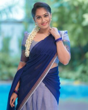 Sreethu Krishnan Instagram - 🫶🏻

Artist - @sreethu_krishnan
Costumes - @ivalinmabia
Photographer - @camerasenthil
Makeup - @sharanyas_makeupartistry
Hair - @deepathomas_makeover_artistry
Shoot Organized by @rrajeshananda

Big Update Soon .....