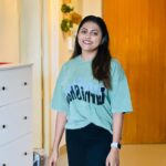 Sreevidya Nair Instagram - A smile a day keeps the pain away.😊😊 👚 @wry_fits My Home