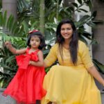 Sridevi Ashok Instagram - @sitara_chintala ‘s Christmas costume from @vika.label Wishing you all advance Merry Christmas 🥰❤️🫶 Photography: @ashok_chintala #srideviashok #christmas #christmasdress #reddress #babygowns #babydress #babyphotography