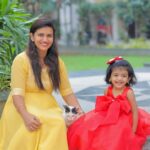 Sridevi Ashok Instagram - @sitara_chintala ‘s Christmas costume from @vika.label Wishing you all advance Merry Christmas 🥰❤️🫶 Photography: @ashok_chintala #srideviashok #christmas #christmasdress #reddress #babygowns #babydress #babyphotography