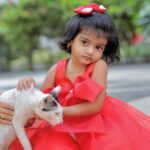Sridevi Ashok Instagram - @sitara_chintala ‘s Christmas costume from @vika.label Wishing you all advance Merry Christmas 🥰❤️🫶 Photography: @ashok_chintala #srideviashok #christmas #christmasdress #reddress #babygowns #babydress #babyphotography