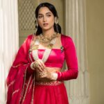 Srinidhi Ramesh Shetty Instagram - The last one from the series ✨️ . . . @khushmag 🌸 All wardrobe: @real_weaverstory Jewelry: @ajewelsbyanmol Editor-in-chief: @sonia_ullah Photography: @sunillade Creative Director: @mannisahota_ Fashion Editor: @vikas_r Concept & Styling: @tanishqmalhotraa Makeup: @kalwon_beauty Hair: @jitinrathore Videography: @amitsomvanshiphotography Styling Assistant: @elwadhiarchita, @thestylethesaurus Photography Assistant: @13m_nagendra Location: @fairmontjaipurindia Production: @citruzoninsta