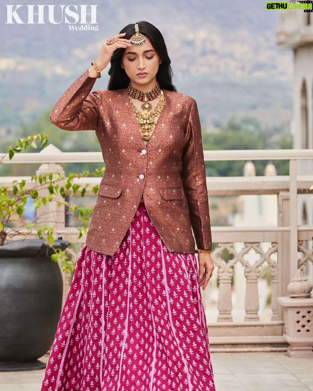 Srinidhi Ramesh Shetty Instagram - And the tale continues ✨️ . . . @khushmag 🌸 All wardrobe: @real_weaverstory Jewelry: @ajewelsbyanmol Editor-in-chief: @sonia_ullah Photography: @sunillade Creative Director: @mannisahota_ Fashion Editor: @vikas_r Concept & Styling: @tanishqmalhotraa Makeup: @kalwon_beauty Hair: @jitinrathore Videography: @amitsomvanshiphotography Styling Assistant: @elwadhiarchita, @thestylethesaurus Photography Assistant: @13m_nagendra Location: @fairmontjaipurindia Production: @citruzoninsta
