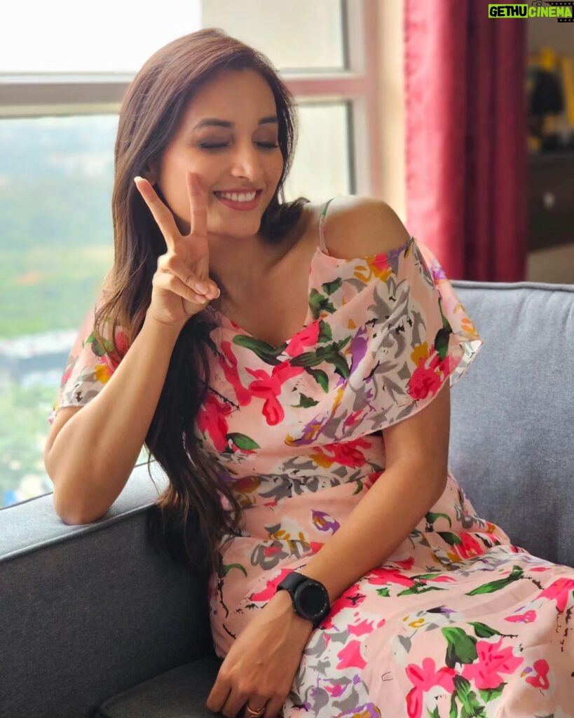 Actress Srinidhi Ramesh Shetty HD Instagram Photos and Wallpapers ...