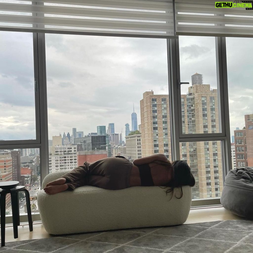 Suhana Khan Instagram - ☁️ New York, New York