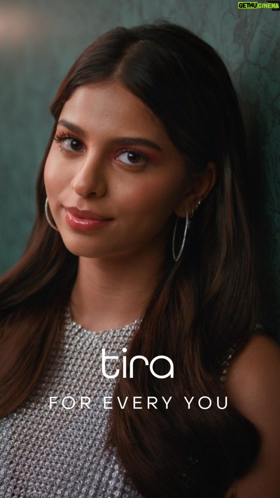 Suhana Khan Instagram - I love that the one constant about beauty is that my definition of it is changing every day. All the little things we do and feel define our own identity. I'm so thrilled I get to show you all the different versions of me❤️ #ForEveryYou @tirabeauty