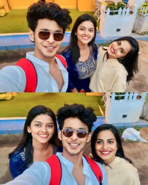 Suman Pattnaik Instagram - Picture perfect🥀✨ 
met the gulabos of “DASAMA” and how it turned out !

Ps :- @raja_d_indi_filmmkr thank you for the amazing  character ❤️🤣

#dasama #pictureoftheday #tbt #prettygirls #dayout #fun #food #laughter #odiatoka #sumanpattnaik #nilakhians #odisha #coffee #promotions #happyfaces #meetup #foryoupage #foryou