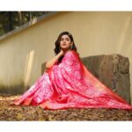Suman Pattnaik Instagram - Swipe 👉 nd comment which one you like the most ❤️🤗🫶😍 Saree:- @odishavastralay MUA:- @artist.ranjan U r the best 🫶❤️🤗 Lastly Thank you my friend @the_speaking_panda for this beautiful clicks 🤗 #photoshoot #saree #instapost #instagram #instagood #actor