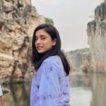 Sumbul Touqeer Khan Instagram - Just realised that I didn’t post anything for my 20th birthday… so here’s an old picture of me looking back at my last 20 years and feeling nothing but grateful for all the opportunities I’ve got ….and now promising myself to be a little selfish , cuz that’s important too😜 Bhedaghat Jabalpur