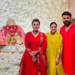 Sumona Chakravarti Instagram - 🌺🌼🌸Ganpati Bappa Morya🌸🌼🌺 #indianfestival #ganeshchaturthi #ganpatibappamorya #lalbaughcharaja