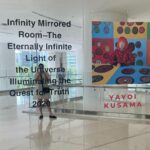 Sumona Chakravarti Instagram - The weekend Dump! 2 very cool exhibits at the @nmacc.india Infinity mirror & toilet paper show. N old friends decided to visit bbay this weekend too! ♥️😃🥰🌸