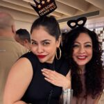 Sumona Chakravarti Instagram – Saturday night it was 😈👻💀

@urvashidholakia @taranaraja Thank you both of you for being a part of my life. Now & forever. Love you to the stars n back 🥂 🍾 ♥️🫶🏼