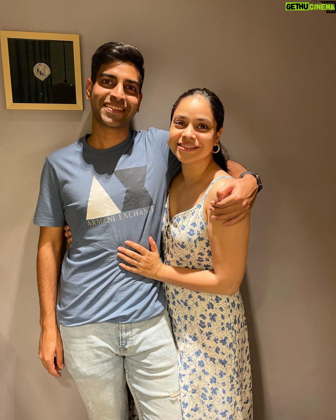 Sumona Chakravarti Instagram - Apple of my eye // Pain in the arse too! But wonβt have it any other way. My white sheep π I miss you. But Love you more β₯οΈ #rakshabandhan Fβ¬*k Norway is farrr ππ€¦π½ββοΈ