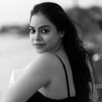 Sumona Chakravarti Instagram – Hello December! 

Worry about your character, not your reputation. Your character is who you are, your reputation is who people think you are. 

Thank you @ashimmohanty for wanting to photograph me. It had been a long time since i posed for the camera. 
Woke up at 5.30am, dabbed some bare minimum eye make up & blush, wore something out of my own wardrobe & here it is. 

Sumona 2.0 all geared up for 2024!
🪄 ✨ 🧚🏼‍♀️