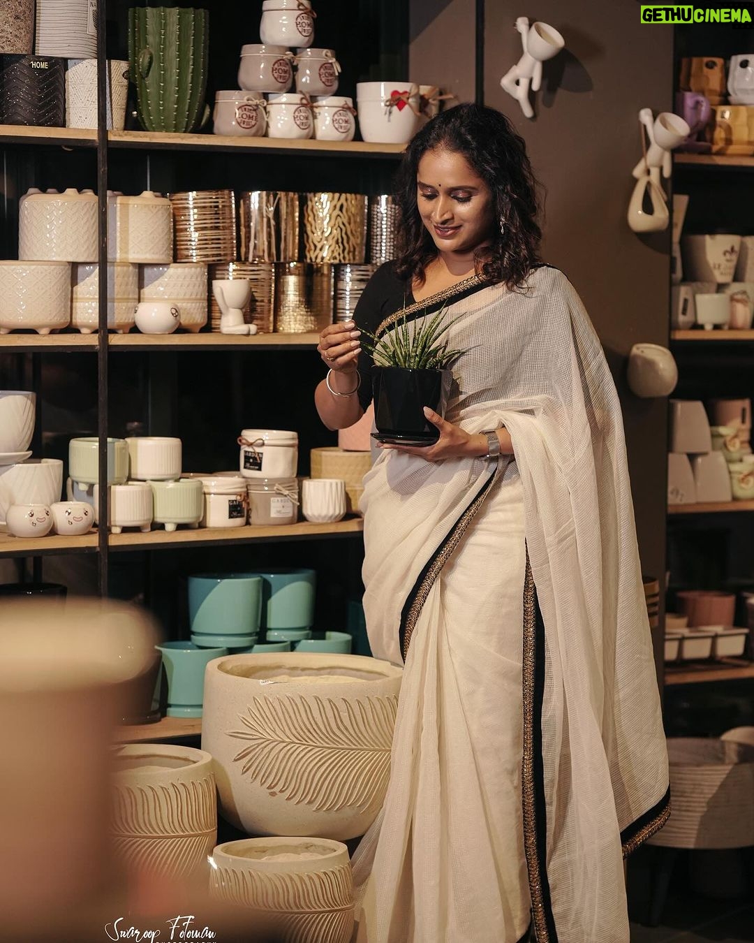 Surabhi Lakshmi Instagram - π€π€ Clicks: @swaroop_foto_man MUH. :. @makeup_by_rajisha Retouch: sabeel_ke Location: @theyardclt π€π€ @arjun_vasudevs #nature #littlethings #garden #indoorplants #indoorplantsdecor #indoorgardening